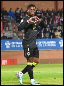 Largie Ramazani