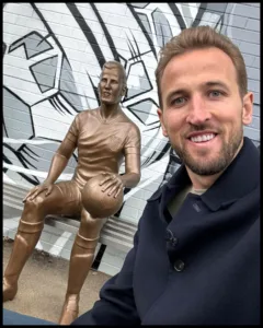 Harry Kane With His Statue In Chingford